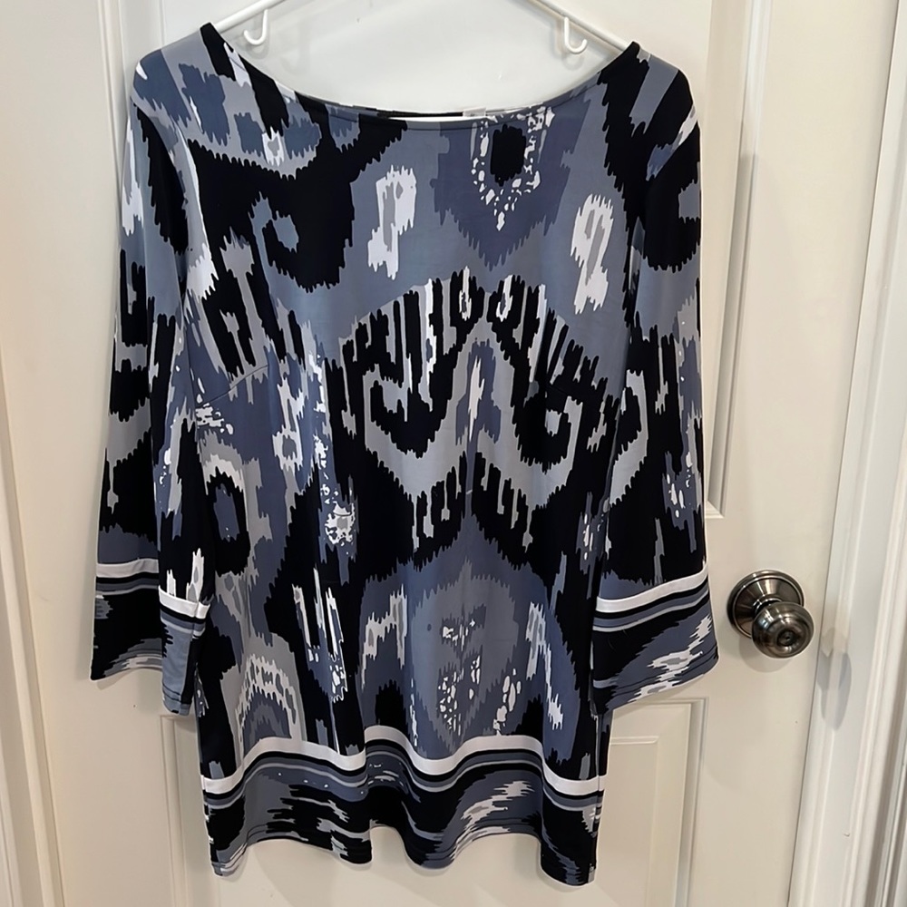 Bob Mackie designed knit tunic, top embellished sleeves and hemline